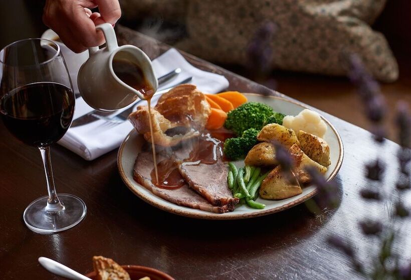 فندق The Marquess Of Exeter