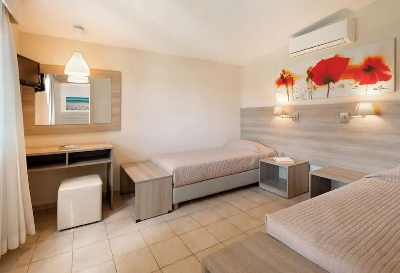 Hotelli Canvas By Mitsis Messonghi