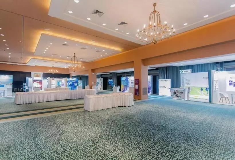 فندق Corfu Holiday Palace