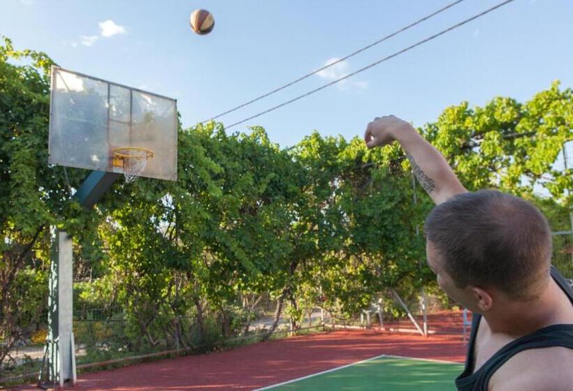 Long Beach Hotel & Resort