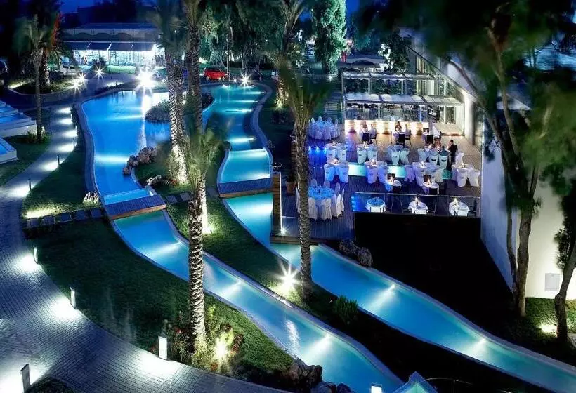 בית מלון כפרי Rodos Palace