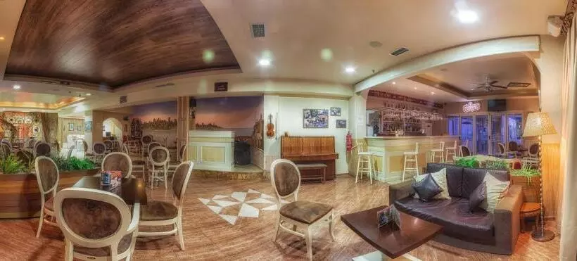 בית מלון כפרי Tselikas