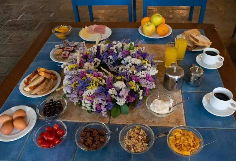 Stefanakis Hotel & Apartments