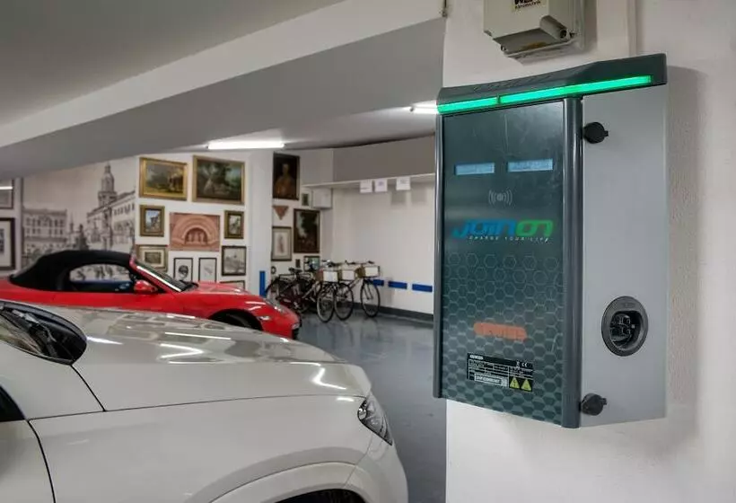 Art Hotel Commercianti