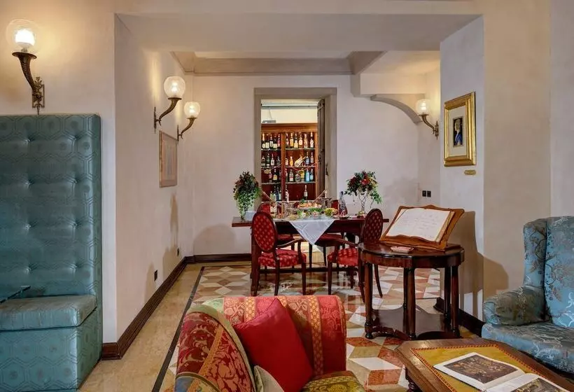 Art Hotel Commercianti