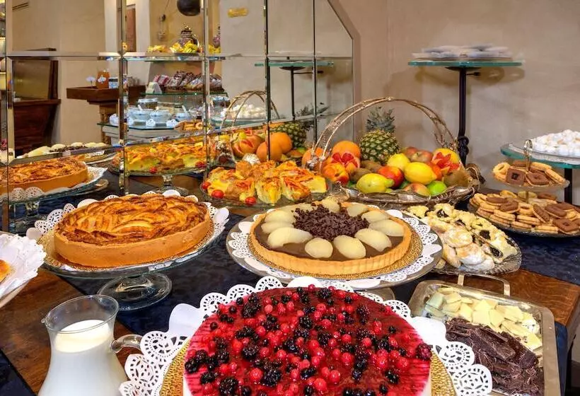 Art Hotel Commercianti