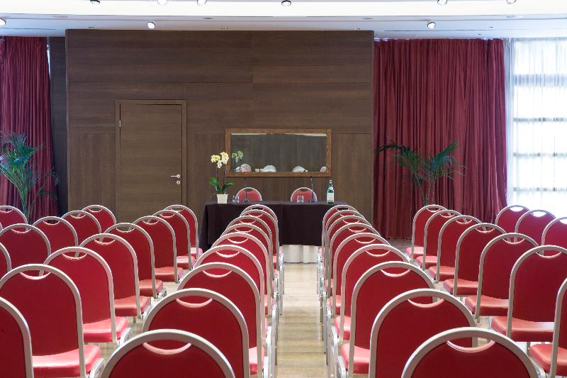 Grand Hotel Savoia Cortina D Ampezzo, A Radisson Collection