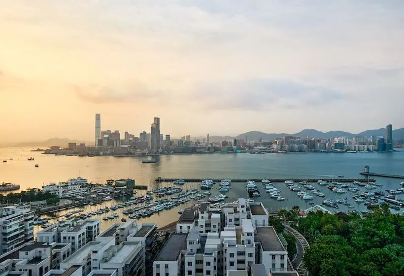 هتل The Park Lane Hong Kong, Autograph Collection