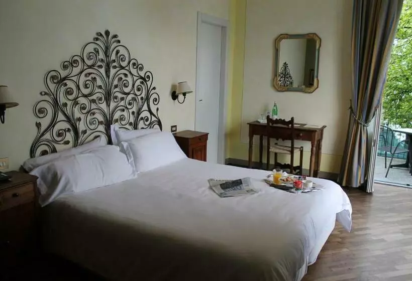 هتل Albergo Verbano