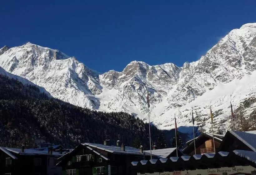 Отель Cristallo