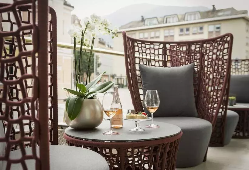 Отель Europa Splendid