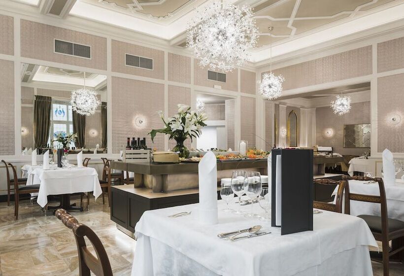 בית מלון כפרי Europa Splendid