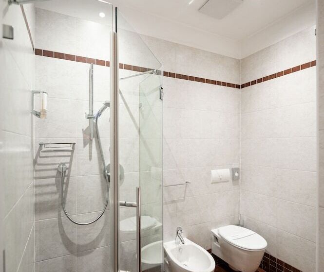 בית מלון כפרי Europa Splendid