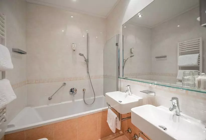 Отель Europa Splendid