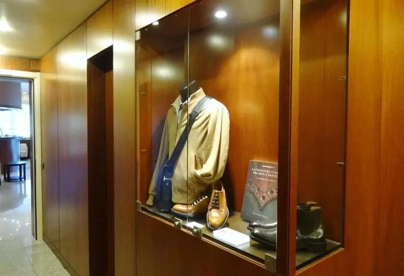 호텔 Excelsior Magenta