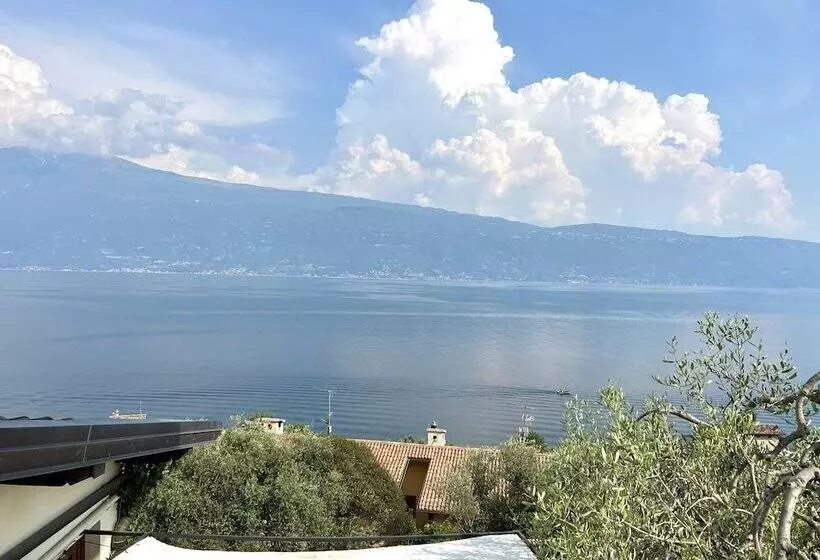 Hotel Meandro Lake View