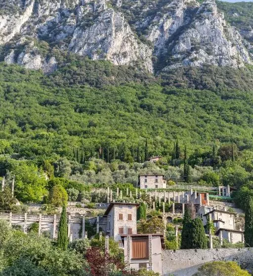 Hotel Meandro Lake View