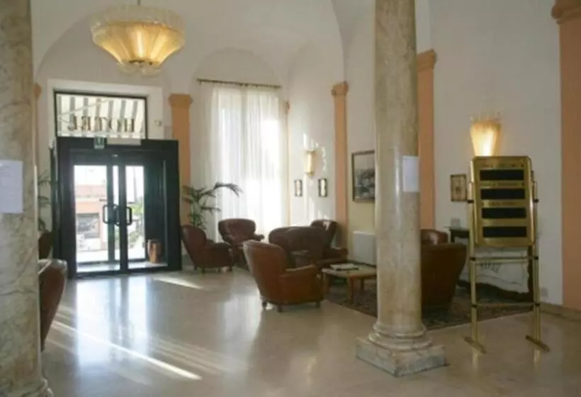 Szálloda Mediterranee