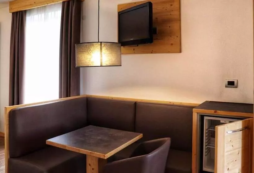 Отель Panorama Wellness & Resort