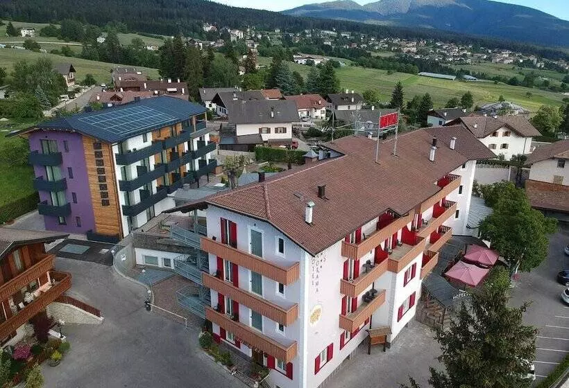 Отель Panorama Wellness & Resort