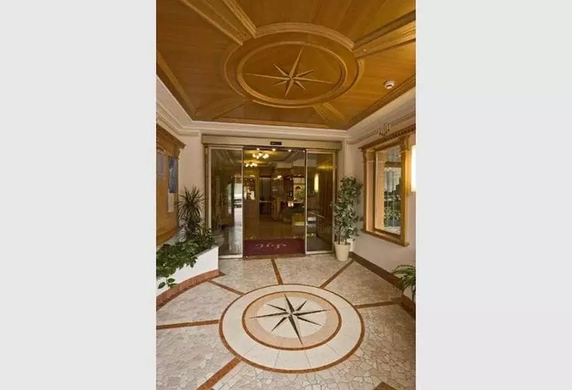 Отель Panorama Wellness & Resort