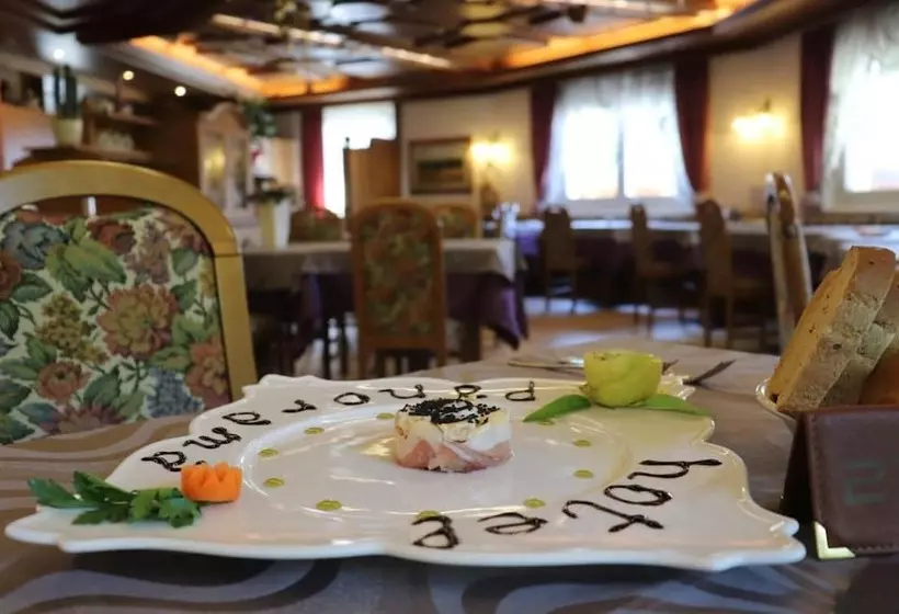 Отель Panorama Wellness & Resort