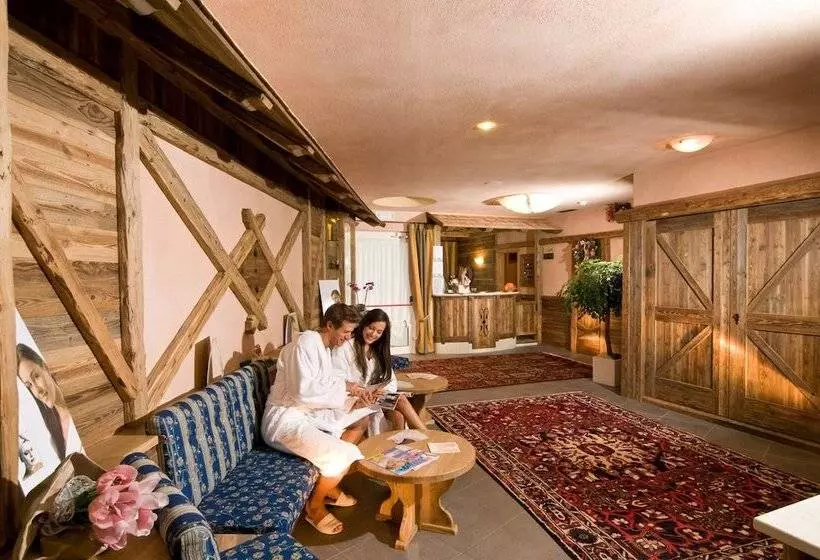 Отель Panorama Wellness & Resort