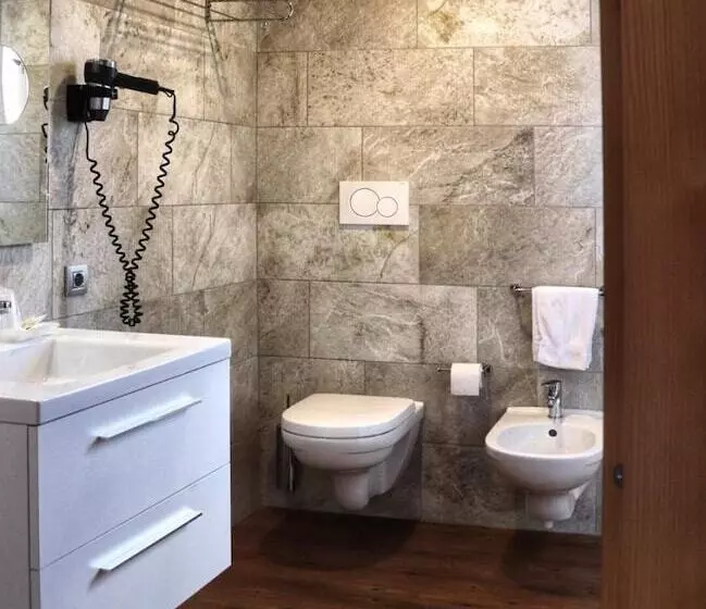 Отель Panorama Wellness & Resort