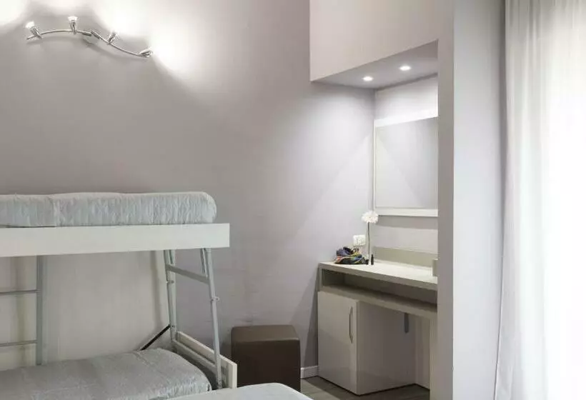 酒店 Bikini Tropicana Family