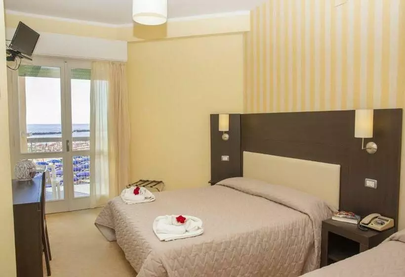 酒店 Bikini Tropicana Family