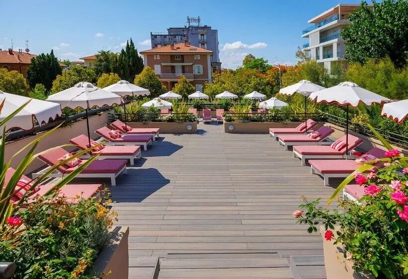 Szálloda Charlie In Pesaro