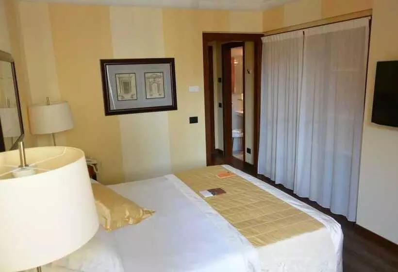 ホテル Gran Duca Di York