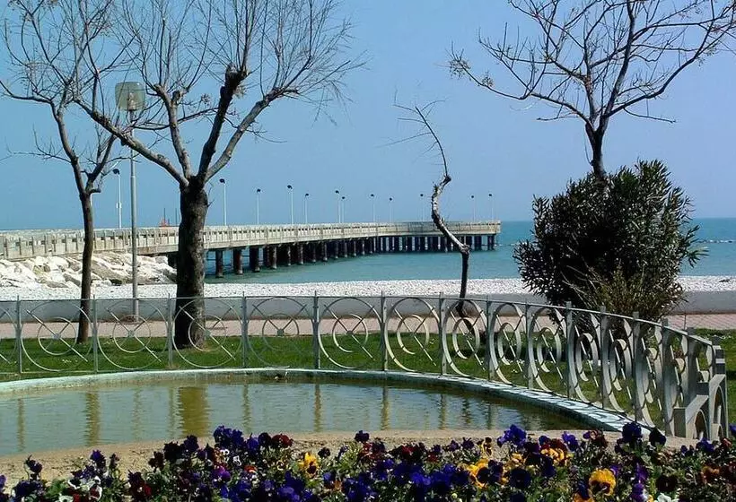 Отель La Tartaruga