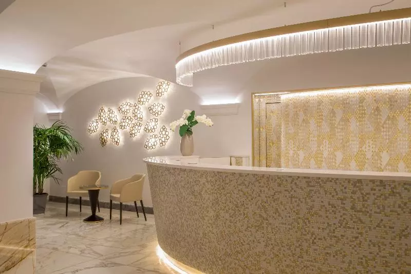 Shangri La Roma By Omnia Hotels