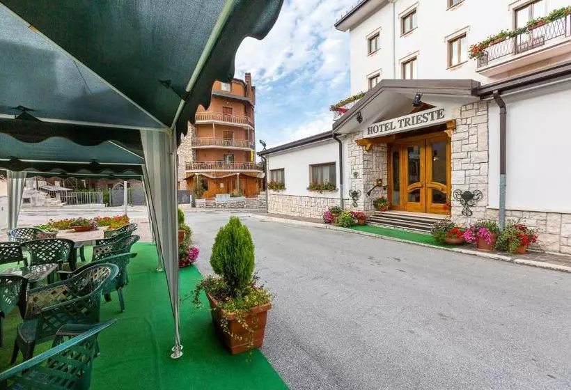 هتل Trieste