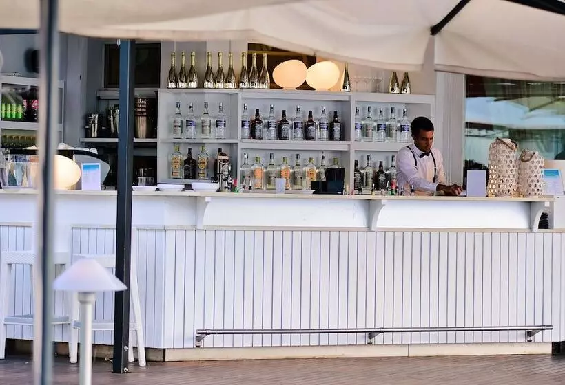 ホテル Villa Laguna