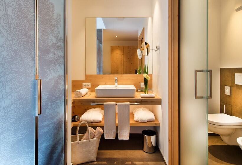 בית מלון כפרי Waldrast Dolomites