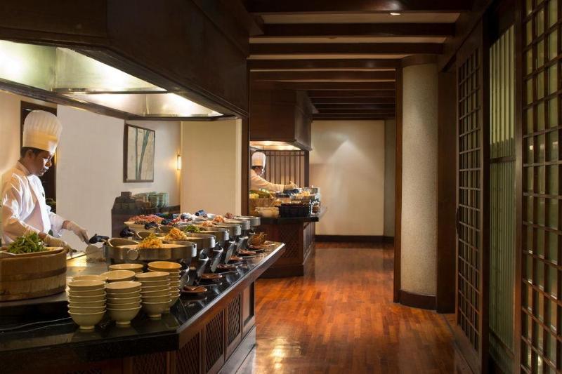 فندق Bumi Surabaya City Resort