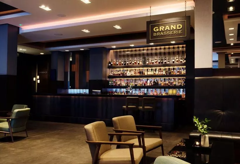 هتل Hótel Reykjavík Grand