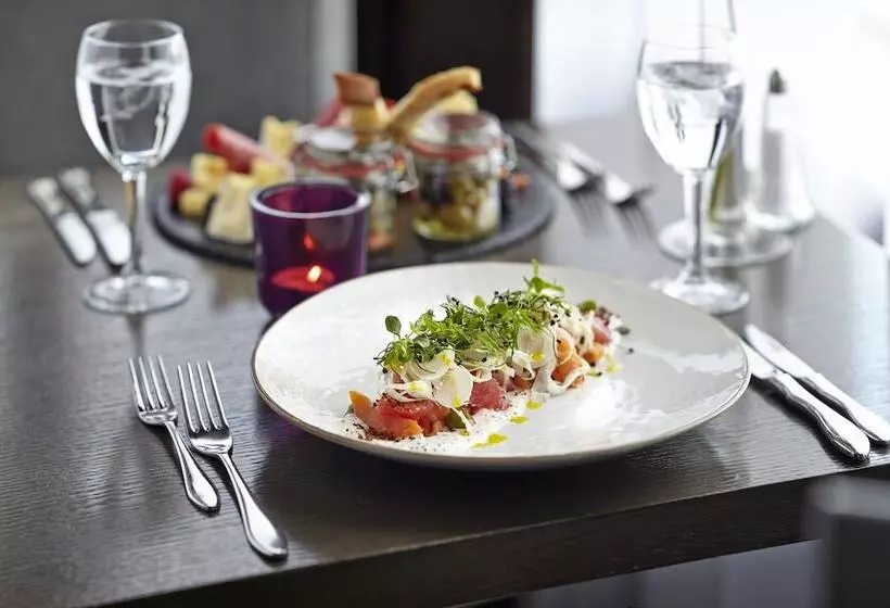 هتل Hótel Reykjavík Grand