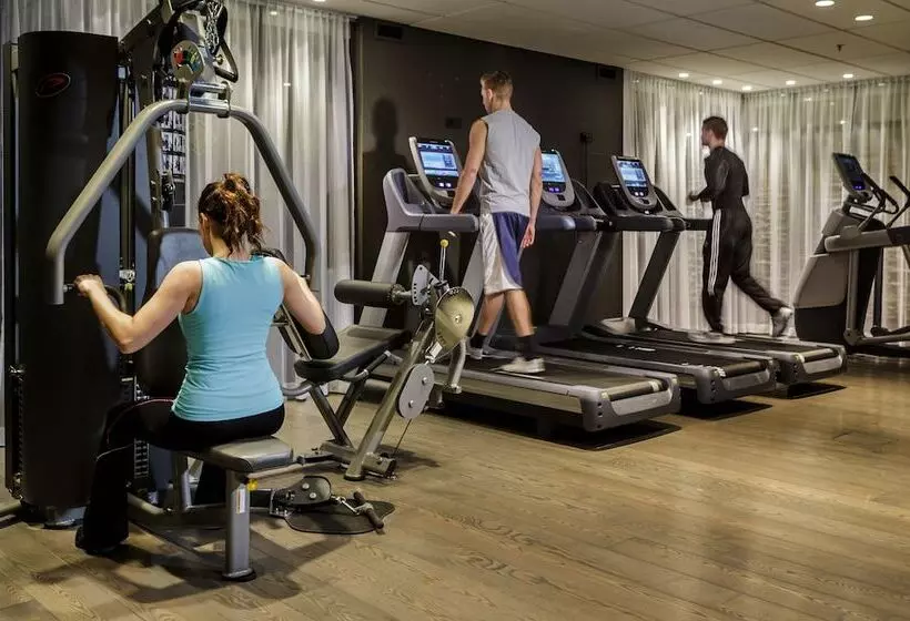 هتل Hótel Reykjavík Grand