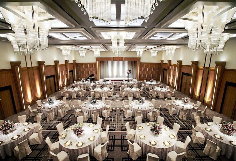 فندق Hanshin Osaka