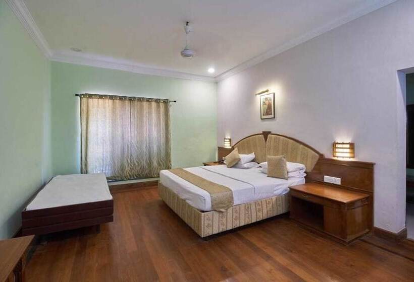 Hotel Ktdc Aranya Nivas Thekkady