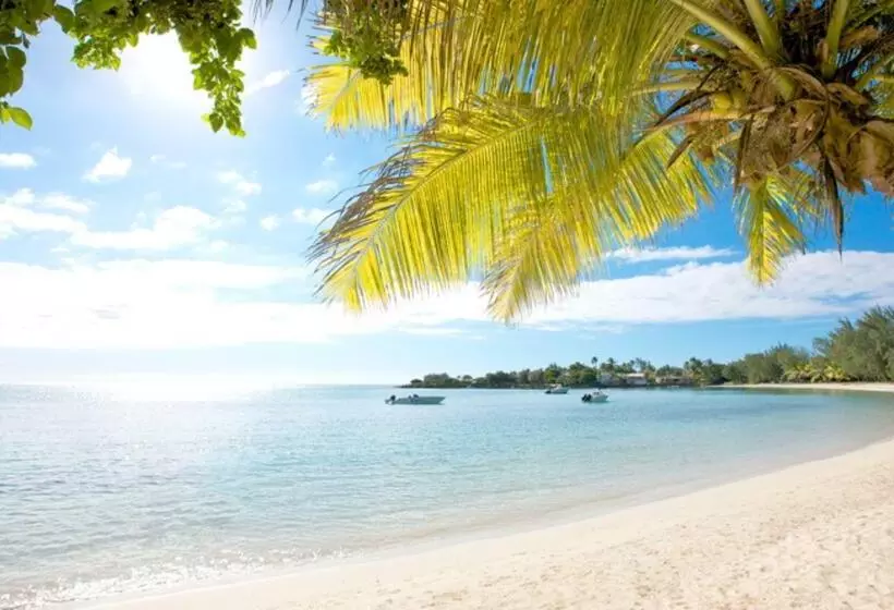 هتل Lux Grand Baie Resort & Residences