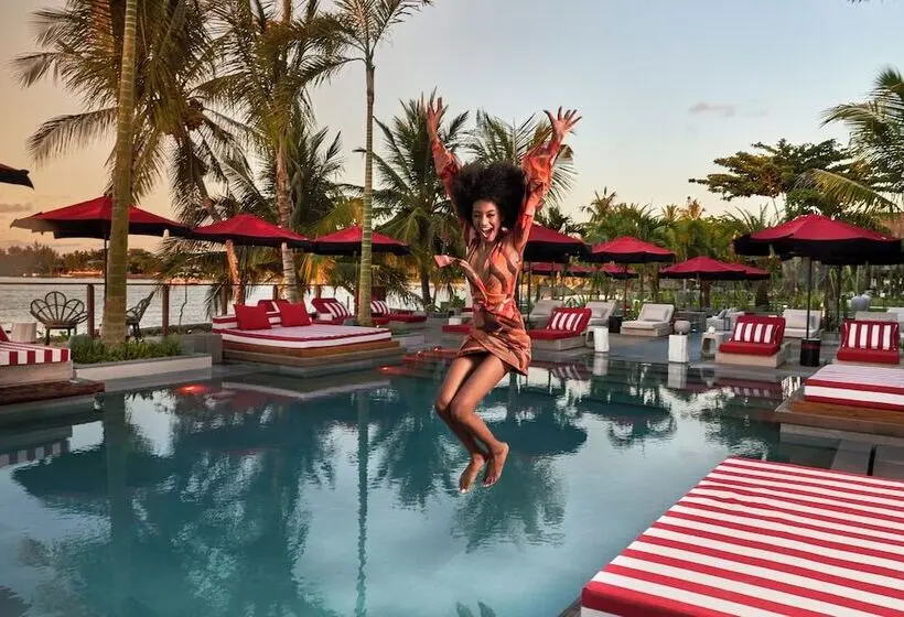 Hotelli Lux Grand Baie Resort & Residences