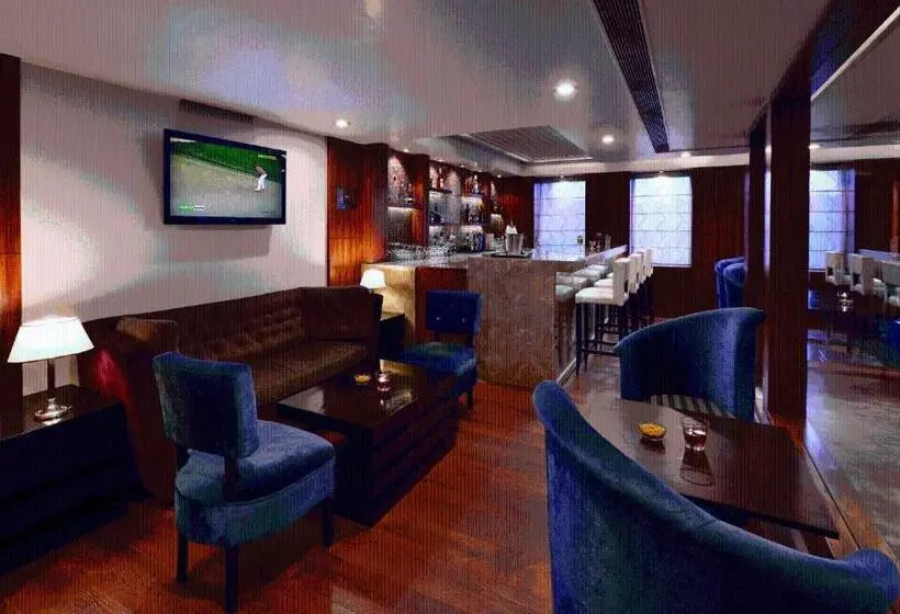 בית מלון כפרי Lords Plaza Jaipur