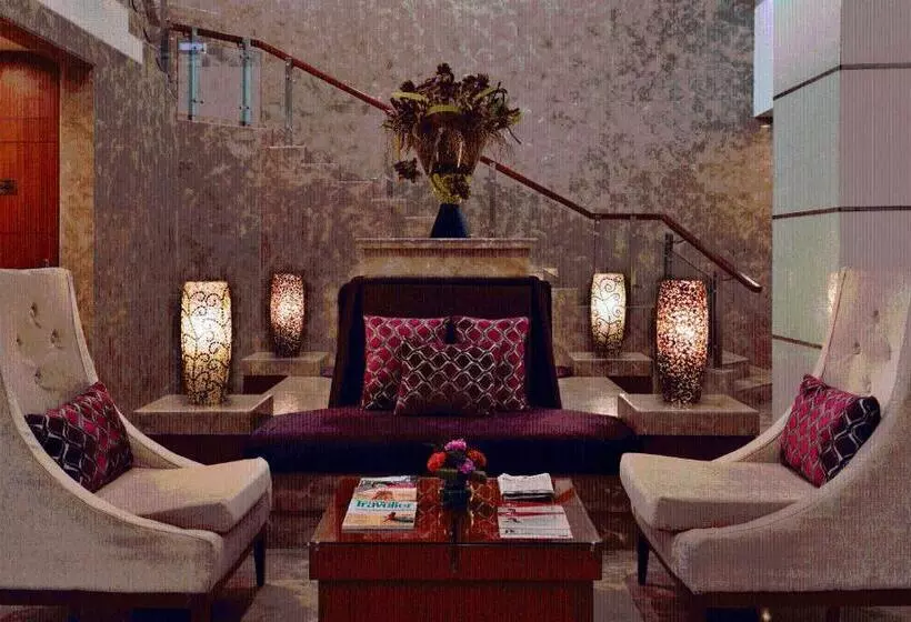 בית מלון כפרי Lords Plaza Jaipur