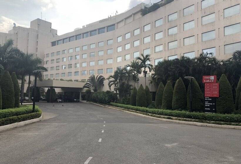 هتل The Lalit Ashok