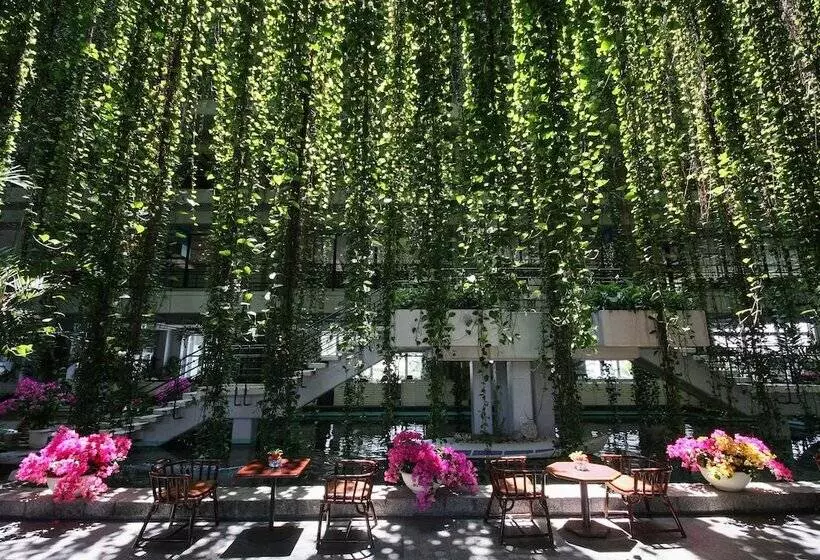 酒店 The Moon Beach Museum Resort