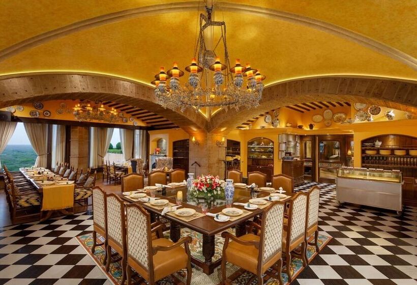 Itc Maurya, A Luxury Collection Hotel, New Delhi